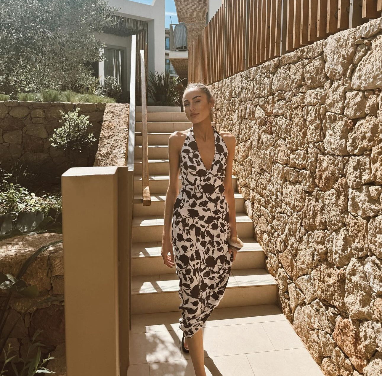realisation par brown dress The Gia
